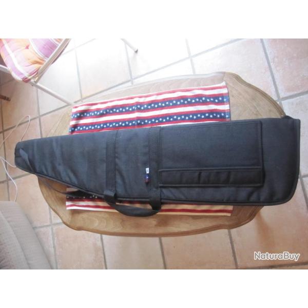 HOUSSE POUR LE TRANSPORT DES CARABINES  A CE CASE ST.CLAIR MO MADE IN U.S.A.