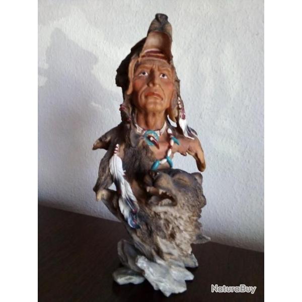 STATUETTE AM�RINDIENNE LOUP SOLITAIRE indien