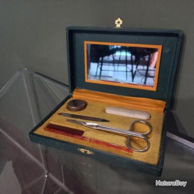 Coffret Ancien De Manucure - Kit D'outils Vintage, à Main