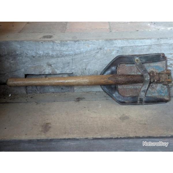 Pelle pliante Indochine