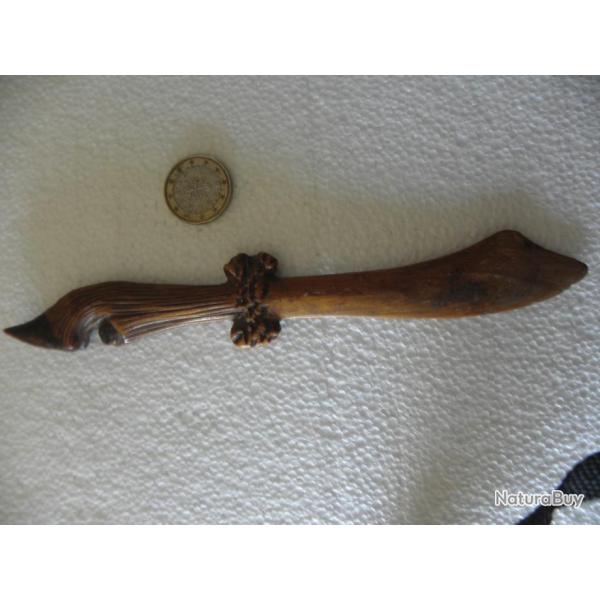 antique ouvre-lettre en bois pied de cerf