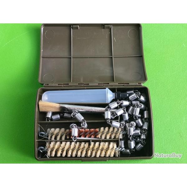 N�cessaire de nettoyage pour fusil G3 calibre 308 , �tat neuf