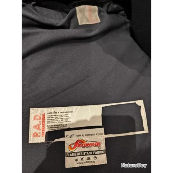 Gilet pare balle avec cte de maille taille xl.Possibilit de mettre des plaques par balle AV AR