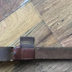 Tr&egrave;s jolie Bretelle en cuir naturel et surpiq&ucirc;res &agrave; porte balles fabrication de Baretteau :&eacute;tat neuf