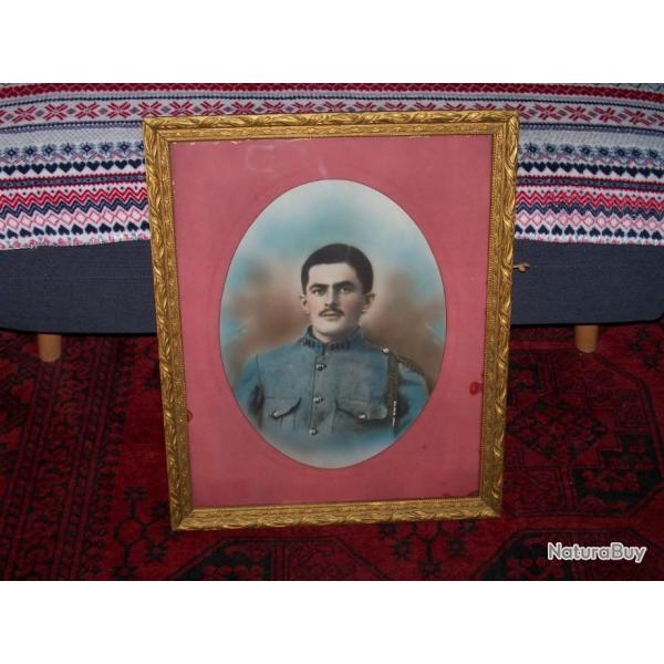 Photo couleurs d'un Poilus sous verre dans un cadre..141 Regt ......cadre 55cmx45cm ......