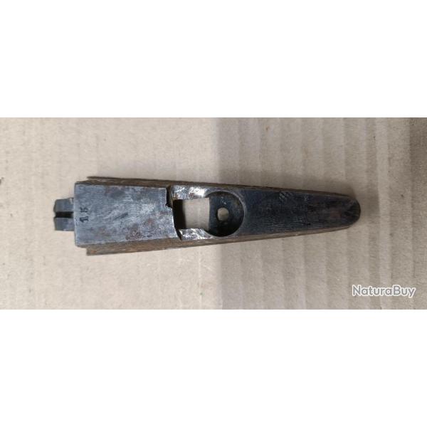 Cl� de verrou par dessous de fusil juxtapos� � chien