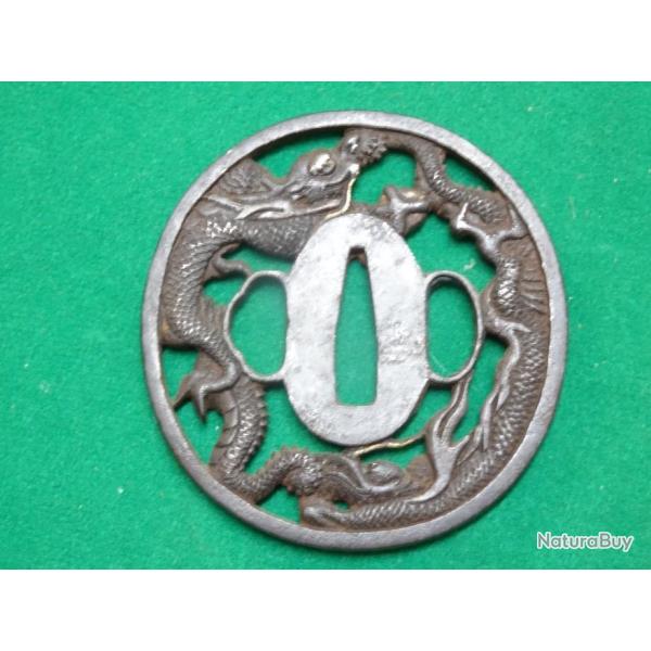 358)  lot tsuba en fer cisel� = pour katana , wakis , sabre ,  japonais , �do
