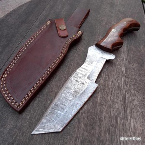 Grand Couteau DAMAS TANTO Manche en Bois �tui en cuir