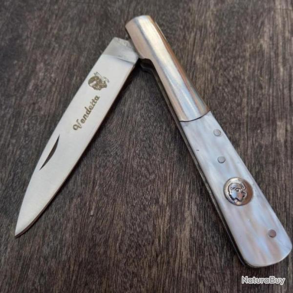 Joli Couteau VENDETTA CORSE Manche Blanc Nacr�