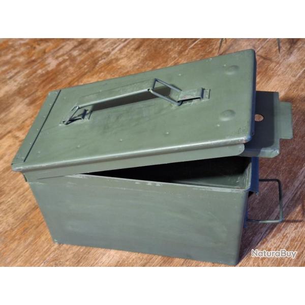 Boite munition militaire