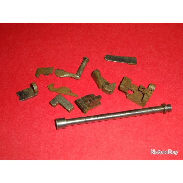 lot de pi�ces de pistolet � 16.00 Euros !!!!!!! - VENDU PAR JEPERCUTE (D23K171)