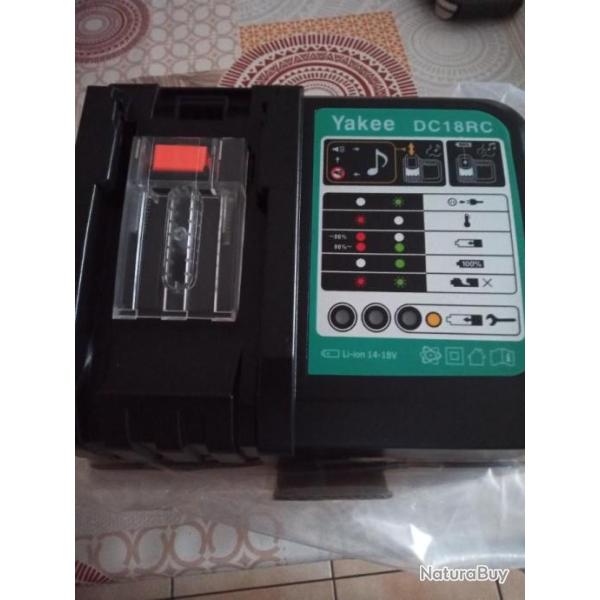 Chargeur pour batterie Makita 14,4V-18V LXT NEUF