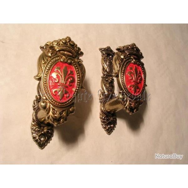 Lot 2 pat�res chasse Fleur de Lys /porte fusil/v�nerie