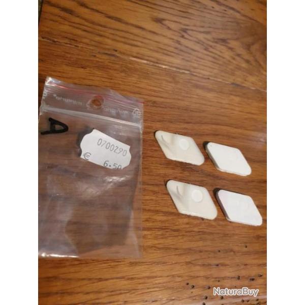 2 Reposes fl�che en plastique neuf pour arc