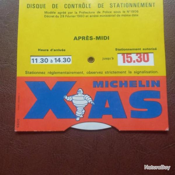 ancien disque de stationnement    " MICHELIN "