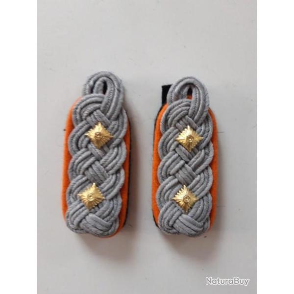 PAIRE DE PATTES D EPAULE DE COLONEL TROUPE D ELITE,FELFGENDARMERIE