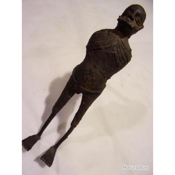 LE PRISONNIER d'apr�s GIACOMETTI