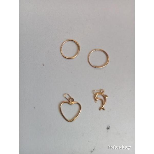 ensemble pendentif boucle d'oreille en or 18 carats