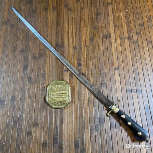 LONGUE DAGUE GRAV� DE CHASSE AVEC PLAQUE LAITON GARDE CHASSE XVlll �me