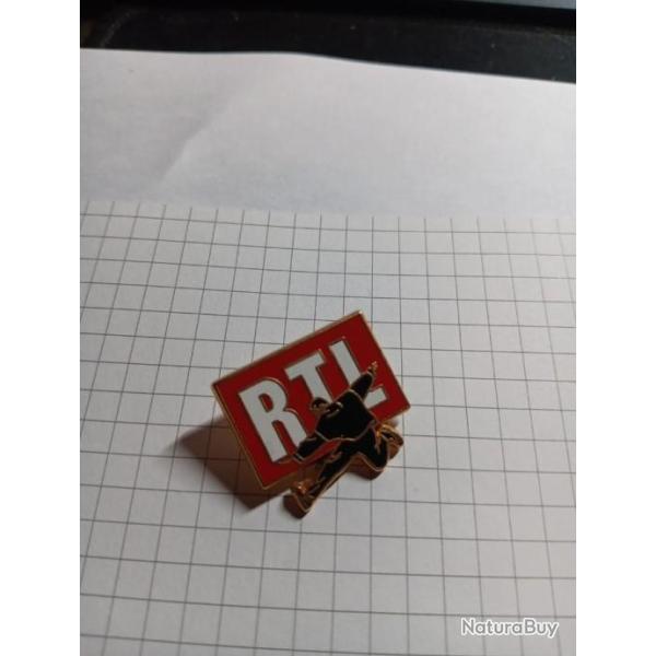 Pin's RTL RADIO M�DIA ZAMAC DECAT PARIS REF 5308