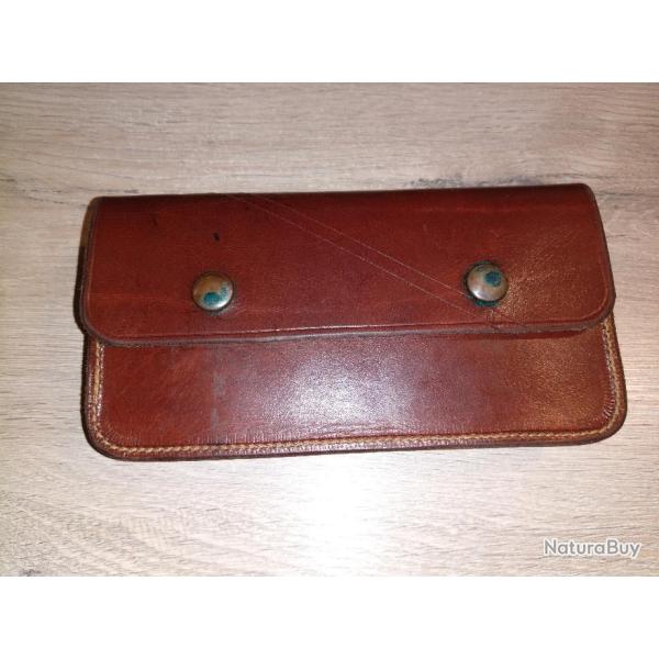 trousse en cuir pour cartouche ou accessoire