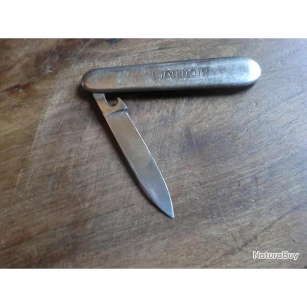 petit couteau de poche lion noir