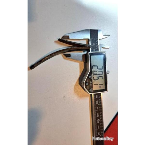 Ressort  � l'�tat neuf pour arme de collection    n�31L. 90.02  L.90mm   (Livr� par Happy post 11�)