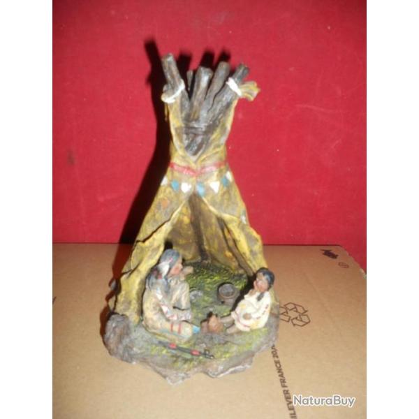 tipi , tente indiens en rsine , western