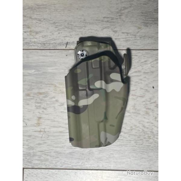 Holster rigide camo gaucher