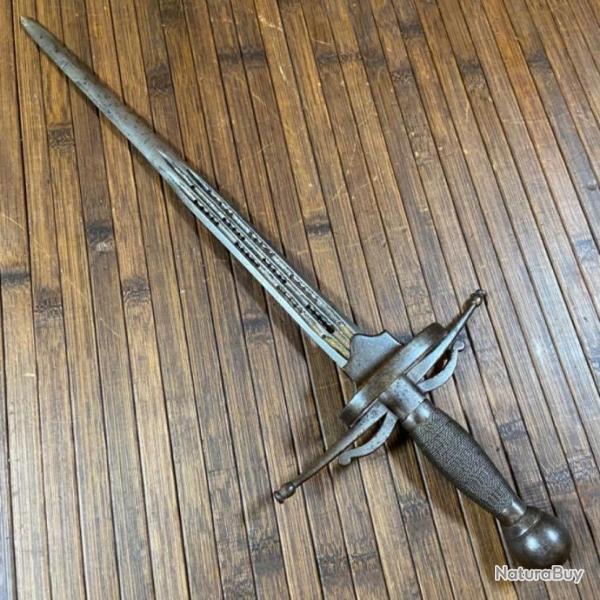 DAGUE MAIN GAUCHE XVll �me