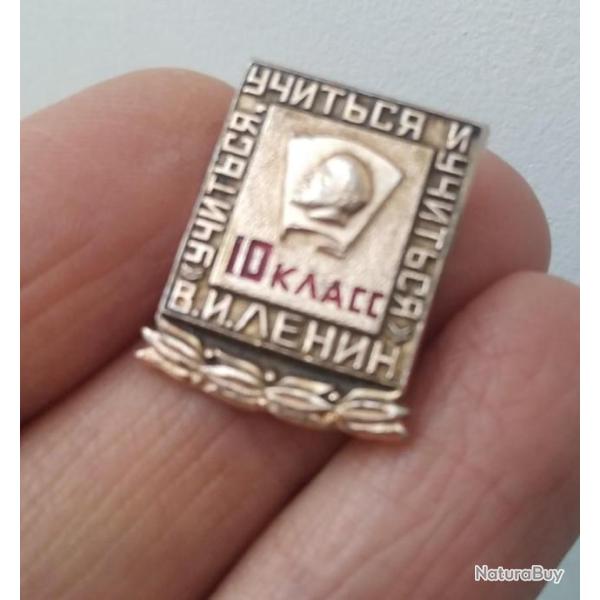 PIN'S �PINGLETTE "L�NINE"FABRIQU� EN URSS CCCP