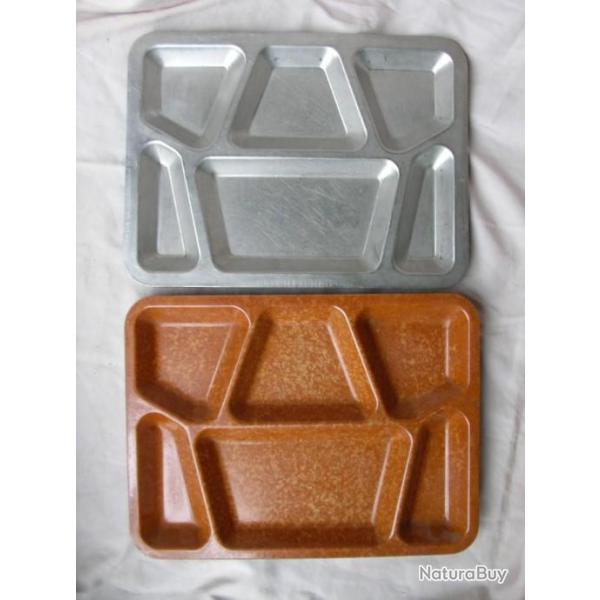 WW2 US LOT DE 2 PLATEAUX DE MESS MILITAIRE AM�RICAIN BAKELITE ET INOX DAT� 1943