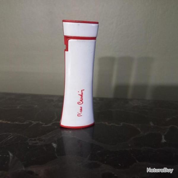 BRIQUET VINTAGE      " PIERRE CARDIN "  1980
