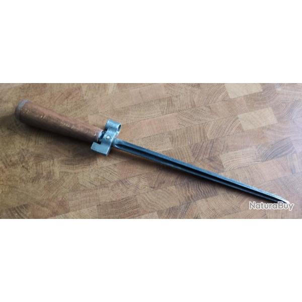 Dague a piquer (ancienne ba�onnette Rosalie) + �tui en cuir ENSEMBLE ARTISANAL !