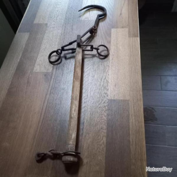 "Balance Romaine �poque XVIII�me Peson Bois Fer Forg�"