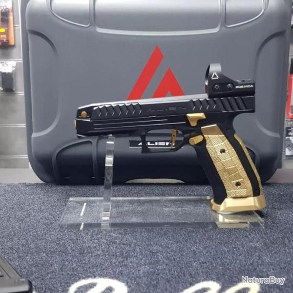 Pistolet Laugo Arms Alien BLACK & GOLD serie limit� 9x19 Neuf