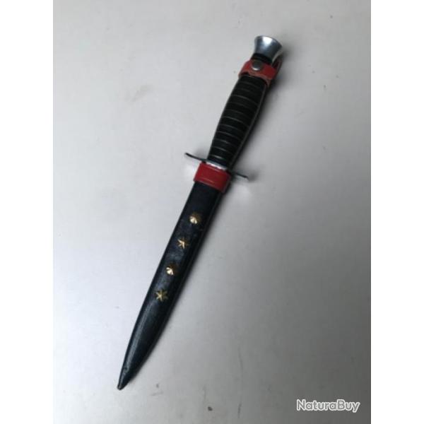 Poignard, dague d'achat personnel des appel�s en Alg�rie, couteau de foyer, TAP, parachutiste, TTA.