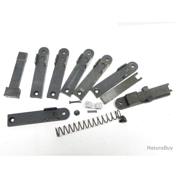 Lot de pices carabine REINA Rf 111 Box 230