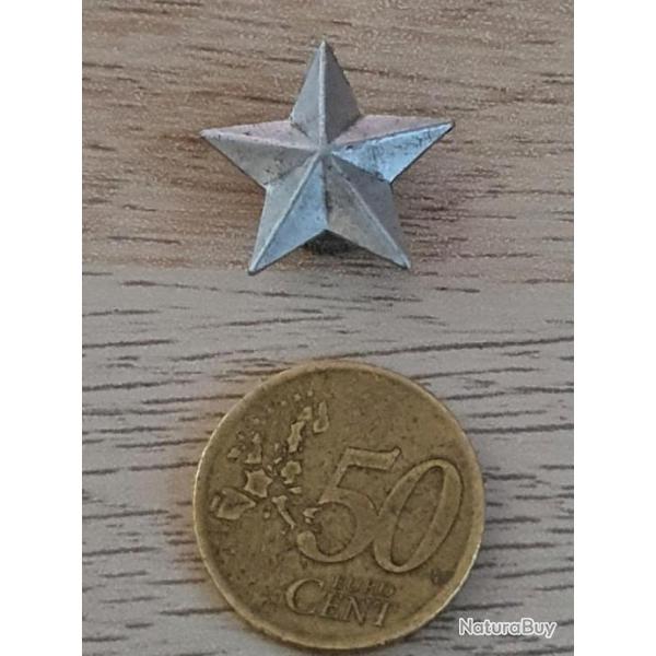 Etoile de grade fixation �  vis k�pi  casque vareuse ?