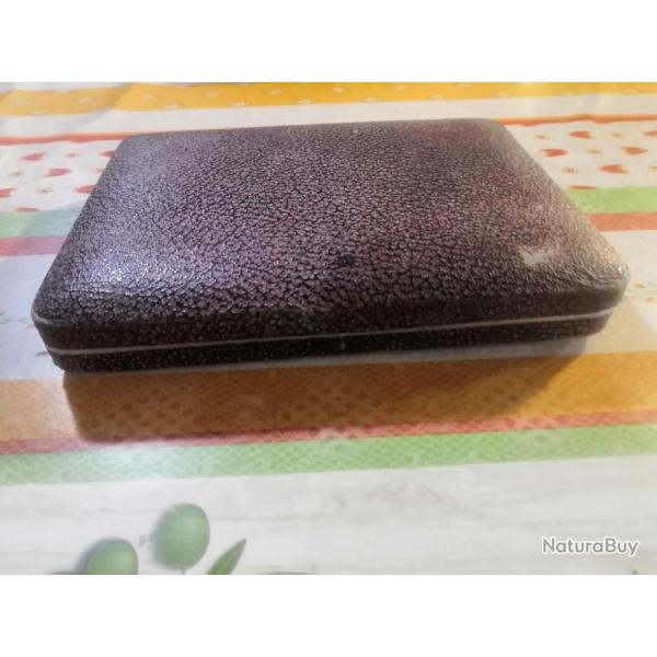 Coffret pour Derringer, couteaux de poche..