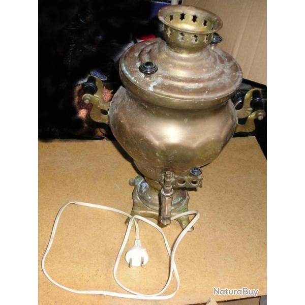 ANCIEN SAMOVAR RUSSE ELECTRIQUE EN LAITON DOR