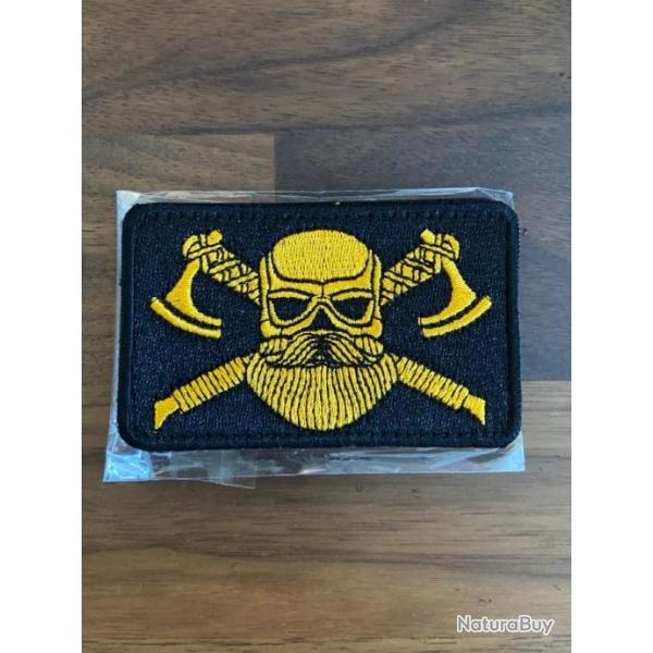 cusson Patch Hache et casque Viking mythologie nordique logo dor Neuf