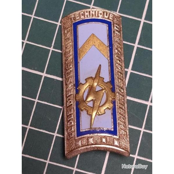 INSIGNE ECOLE NATIONALE TECHNIQUE DES SOUS OFFICIERS (2)