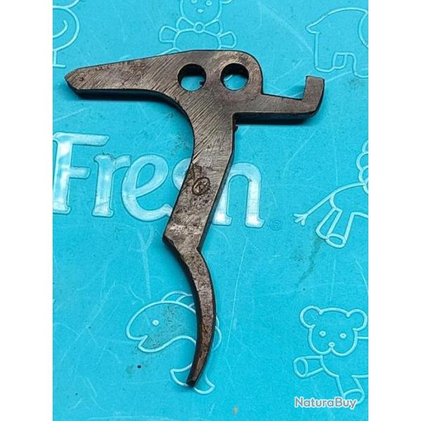 Queue de dtente de PM Beretta modle 38 42 WW2 ( 2 )