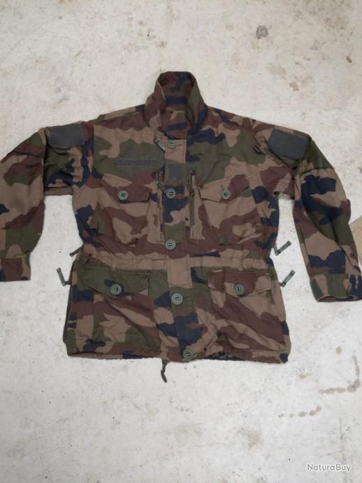 VESTE DE SAUT CAMOUFLEE DE PARACHUTISTE TAP MODELE 47/56 TROUPES