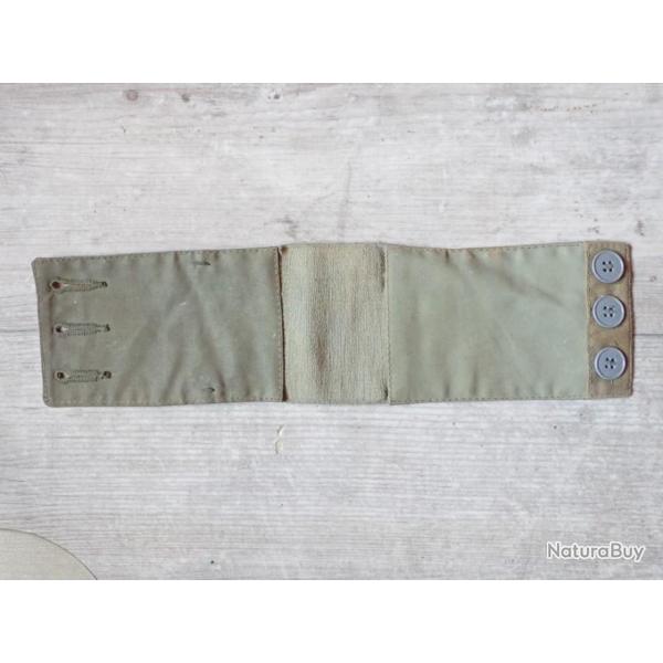 Brassard / jambi�re de la PM police militaire de l'arm�e suisse pour la circulation