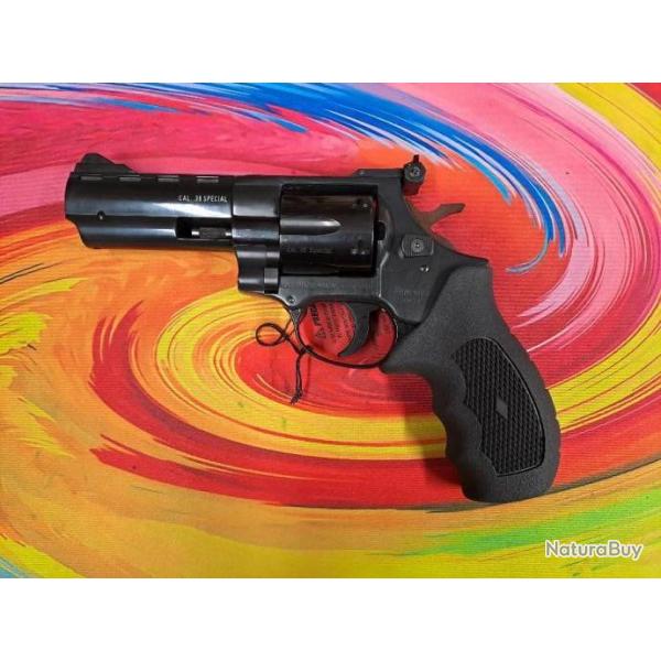 WEIHRAUCH HW 38T CAL. 38 SP NEUF / CANON DE 4 POUCES / LIVREE DANS SA BOITE + 50 BALLES OFFERTES