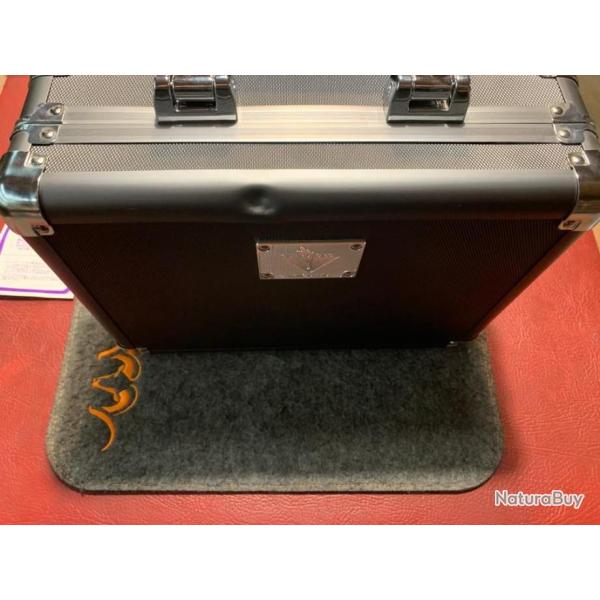 MALETTE ALUMINIUM VANGUARD POUR ARME DE POING OU MUNITIONS (promo voir photos)