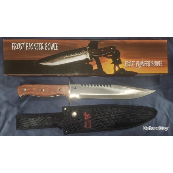 Couteau de Chasse Survie Frost Bowie Alamo Lame Carbone/Inox Manche Bois Etui Nylon F18306PW