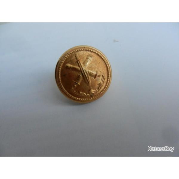 bouton militaire de tenue de sortie des fabrications pour l'armement dor� 25 mm